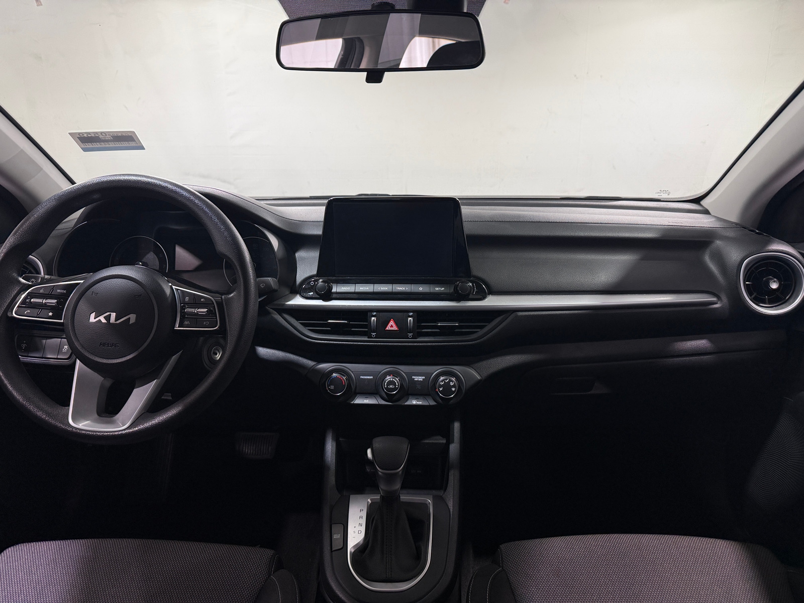 Thumbnail: 2023 Kia Forte - 3