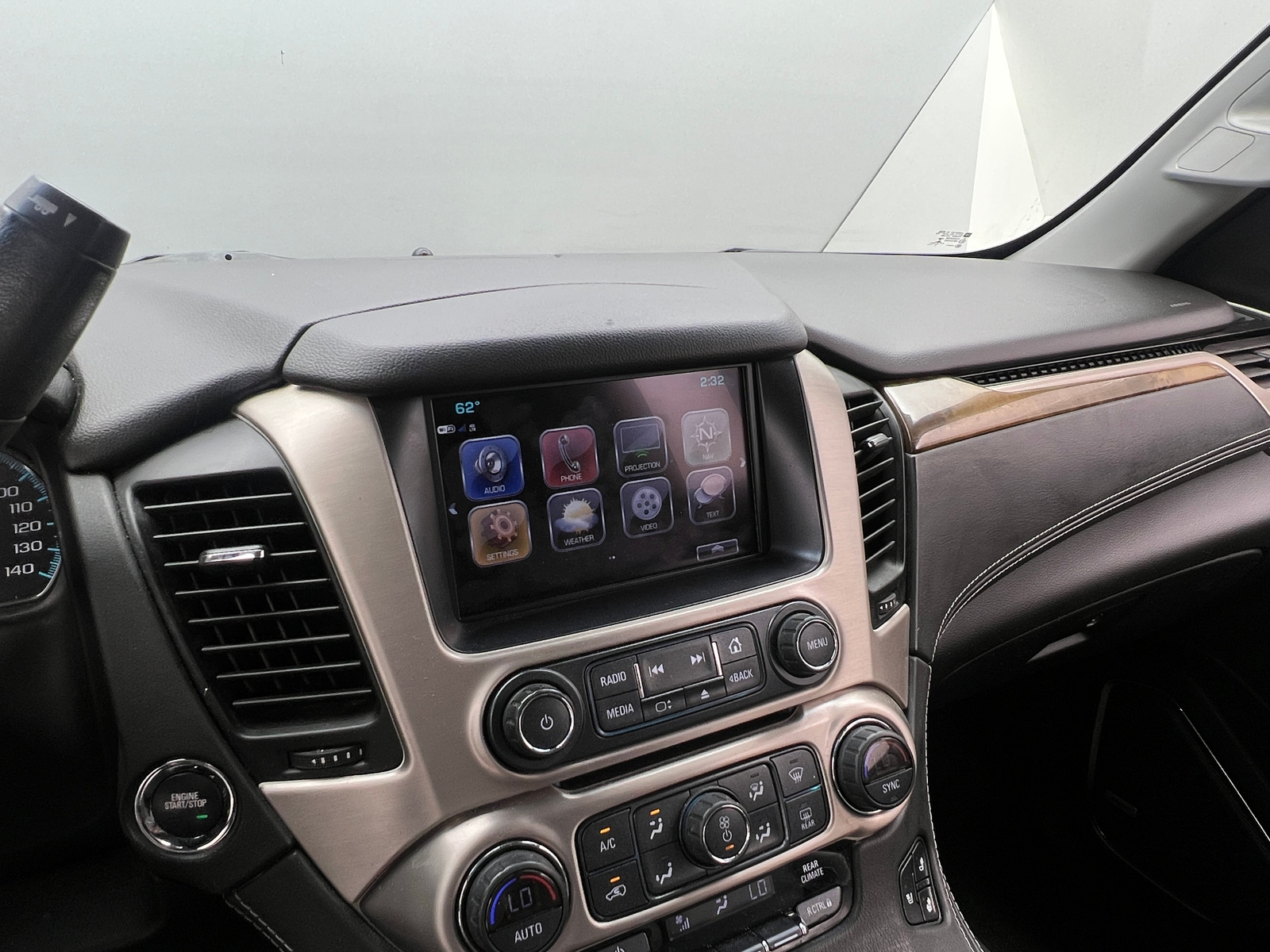 Thumbnail: 2017 GMC Yukon - 3