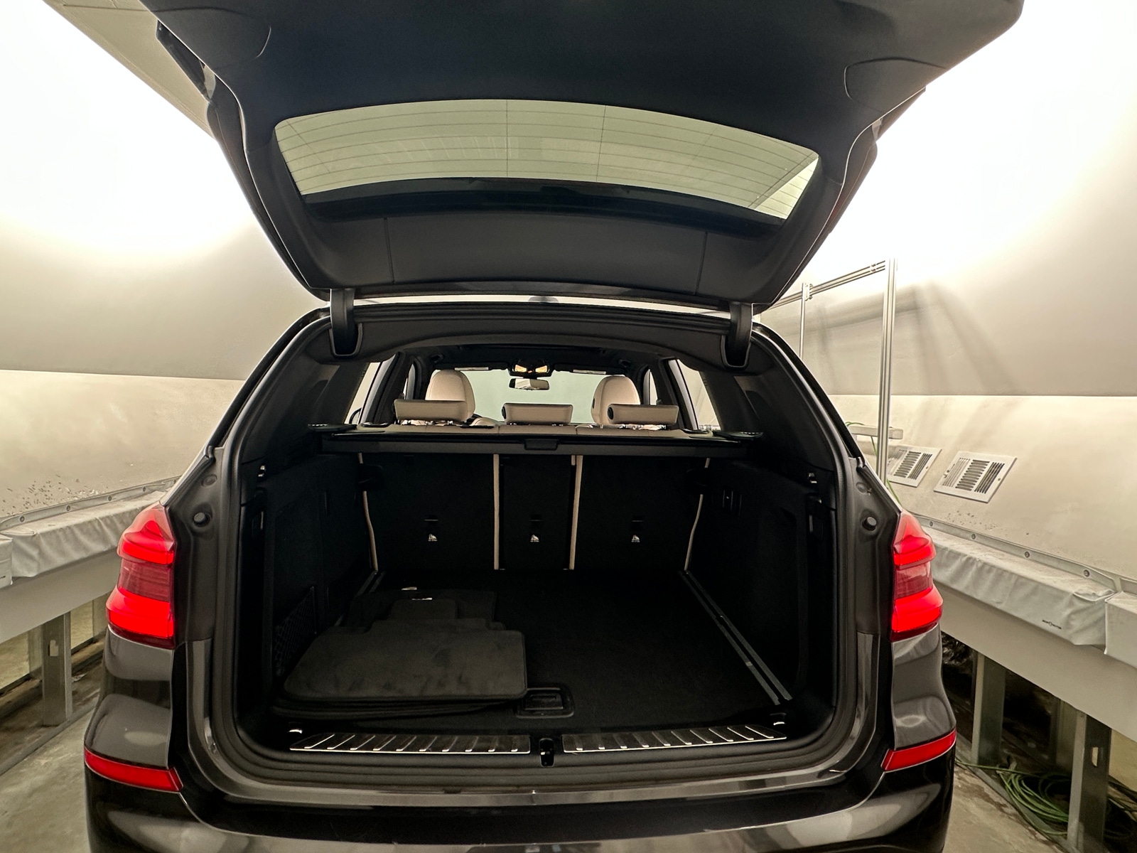 Thumbnail: 2021 BMW X3 - 6