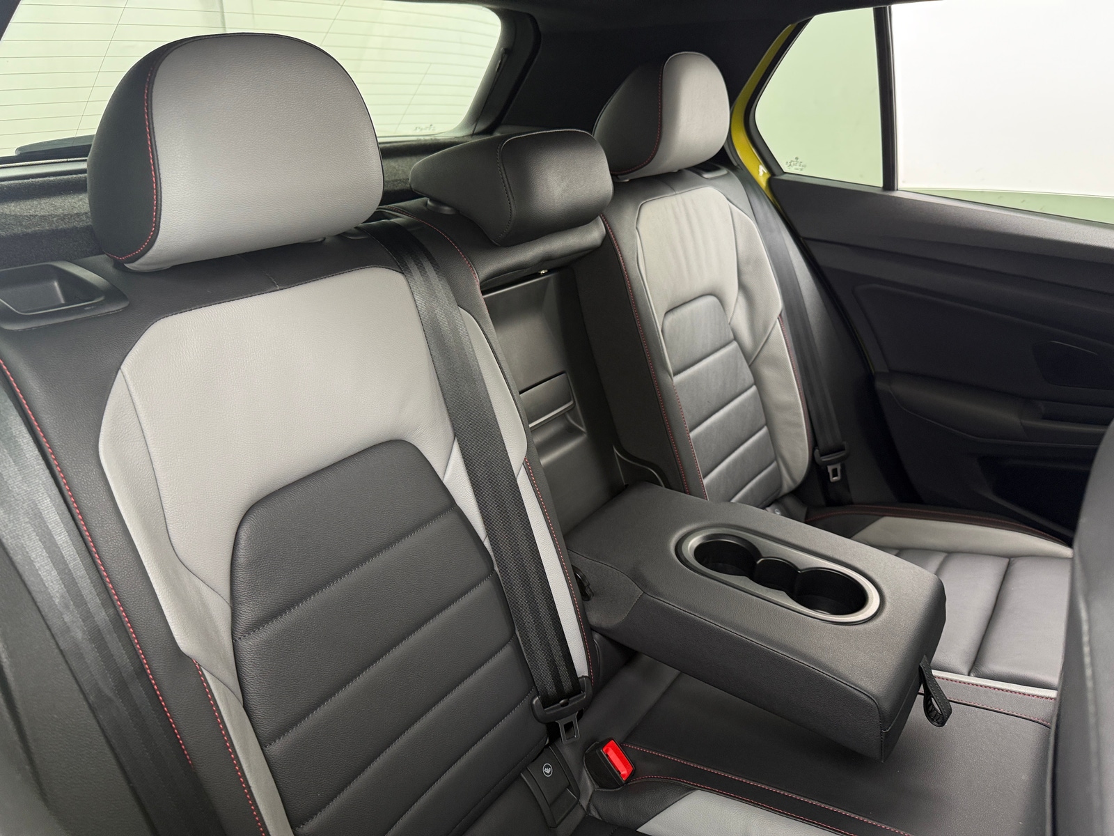 Thumbnail: 2022 Volkswagen Golf - 5