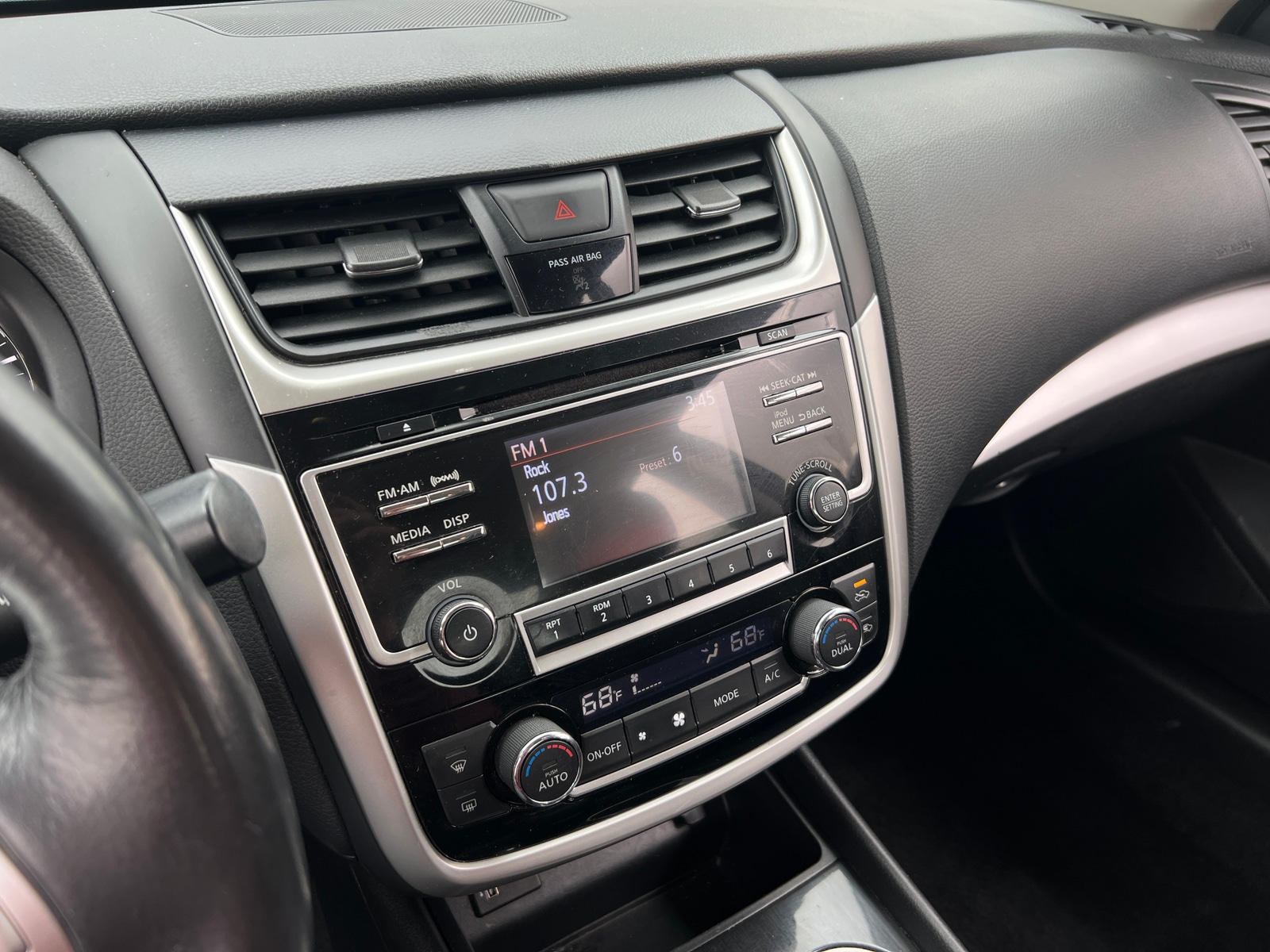 Thumbnail: 2018 Nissan Altima - 4