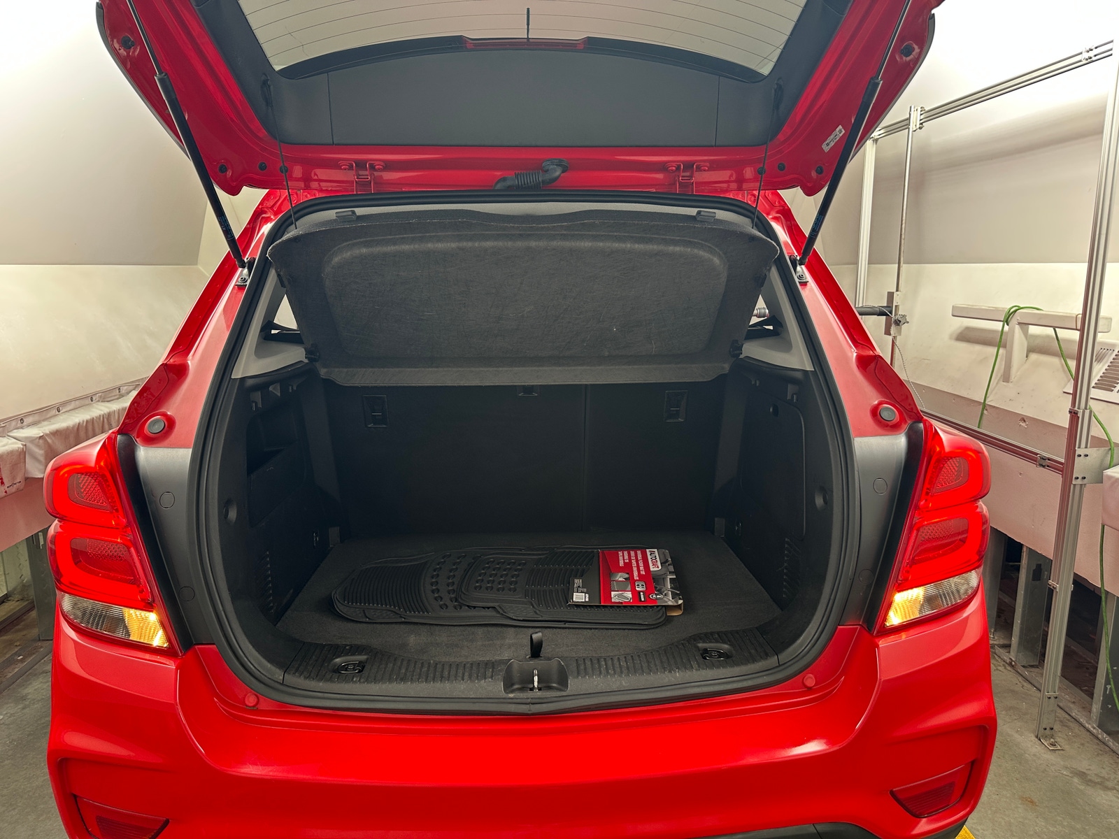 Thumbnail: 2017 Chevrolet Trax - 7