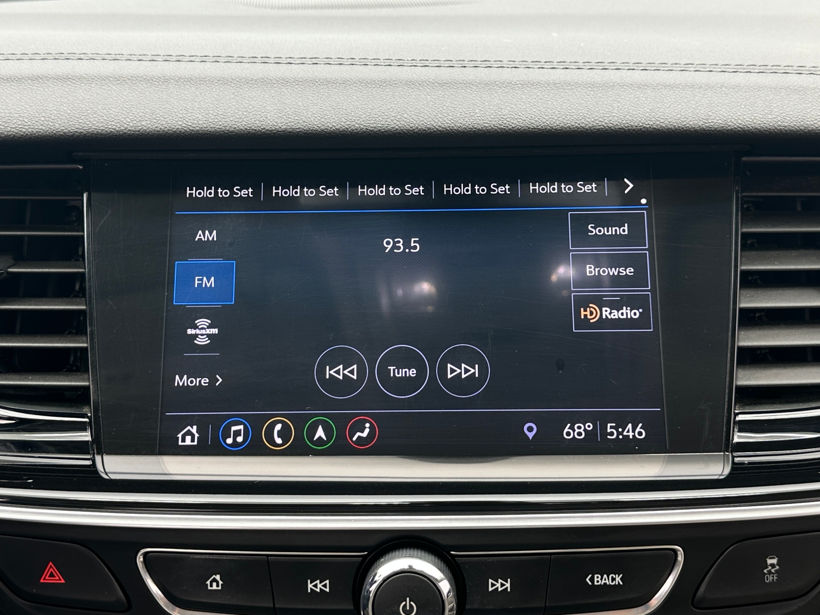 Thumbnail: 2019 Buick Regal - 3