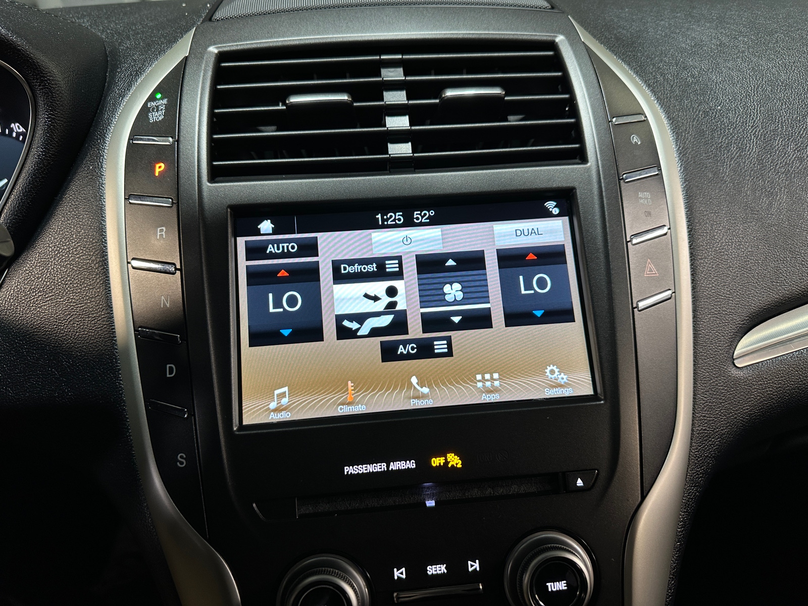 Thumbnail: 2018 Lincoln MKC - 3