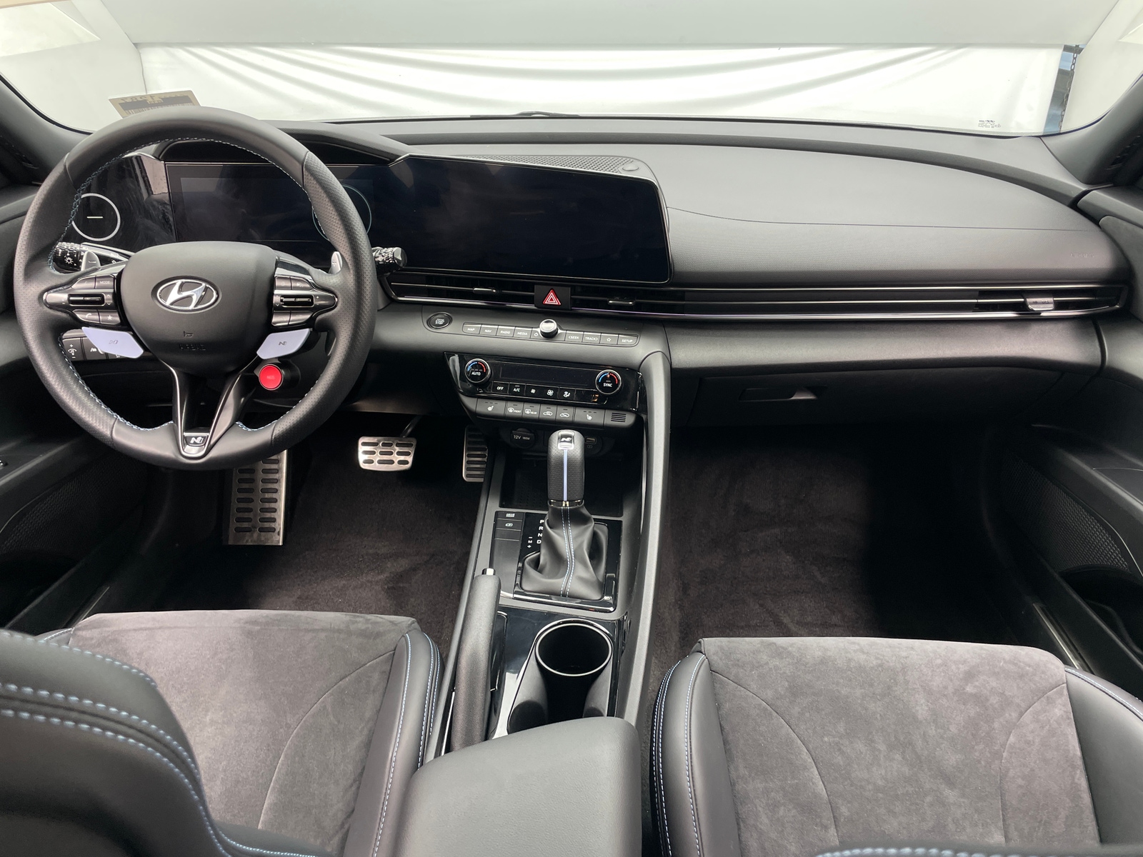 Thumbnail: 2023 Hyundai Elantra - 2