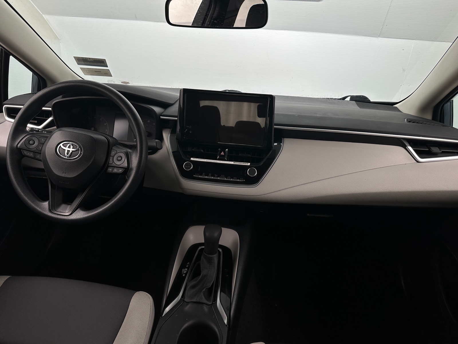 Thumbnail: 2024 Toyota Corolla - 3