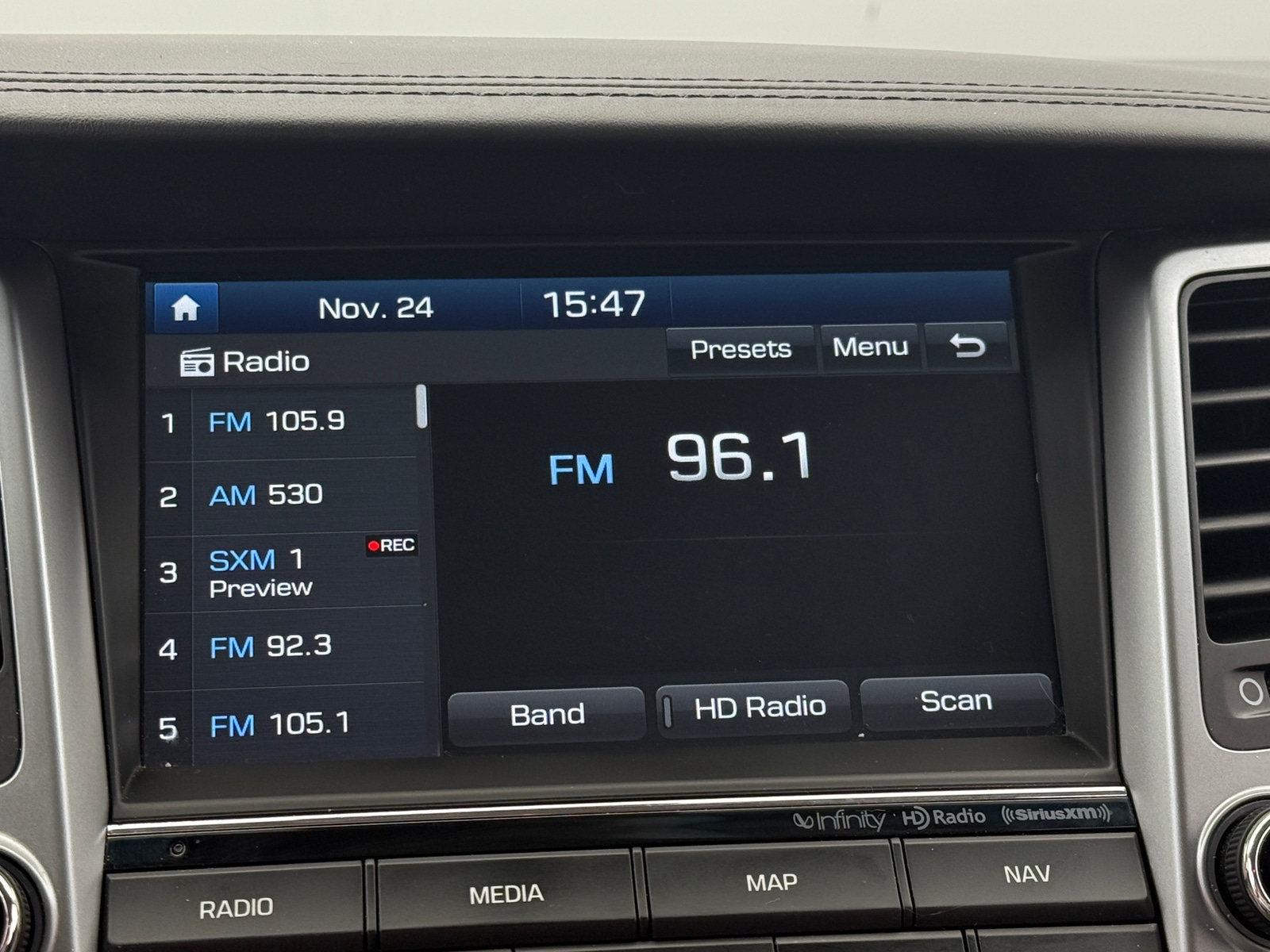 Thumbnail: 2018 Hyundai Tucson - 3