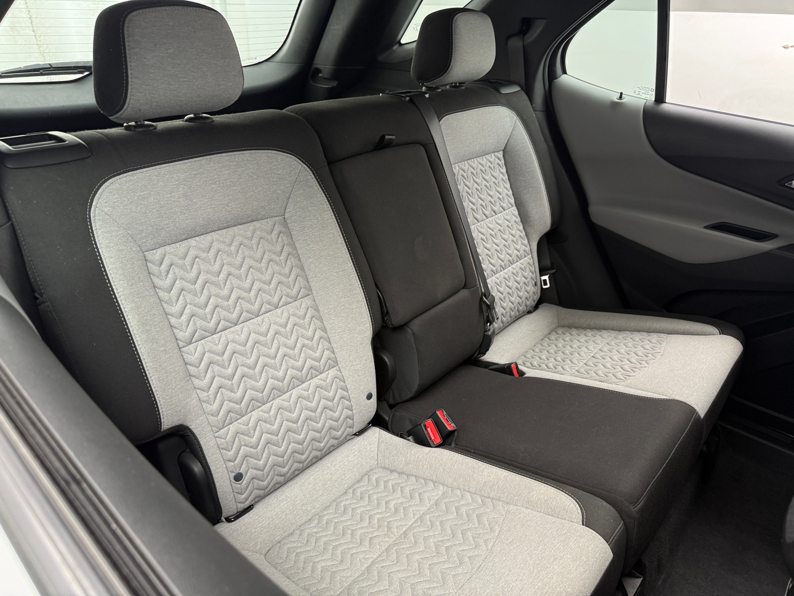 Thumbnail: 2022 Chevrolet Equinox - 6