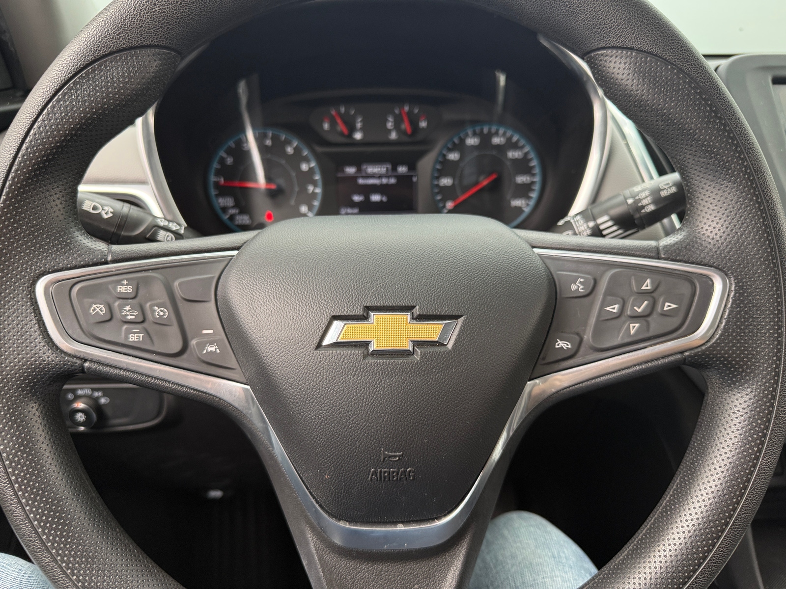 Thumbnail: 2022 Chevrolet Equinox - 5