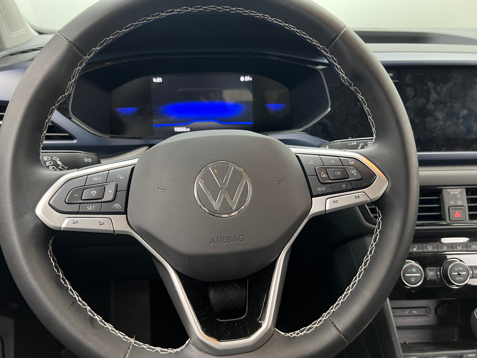 Thumbnail: 2024 Volkswagen Taos - 4