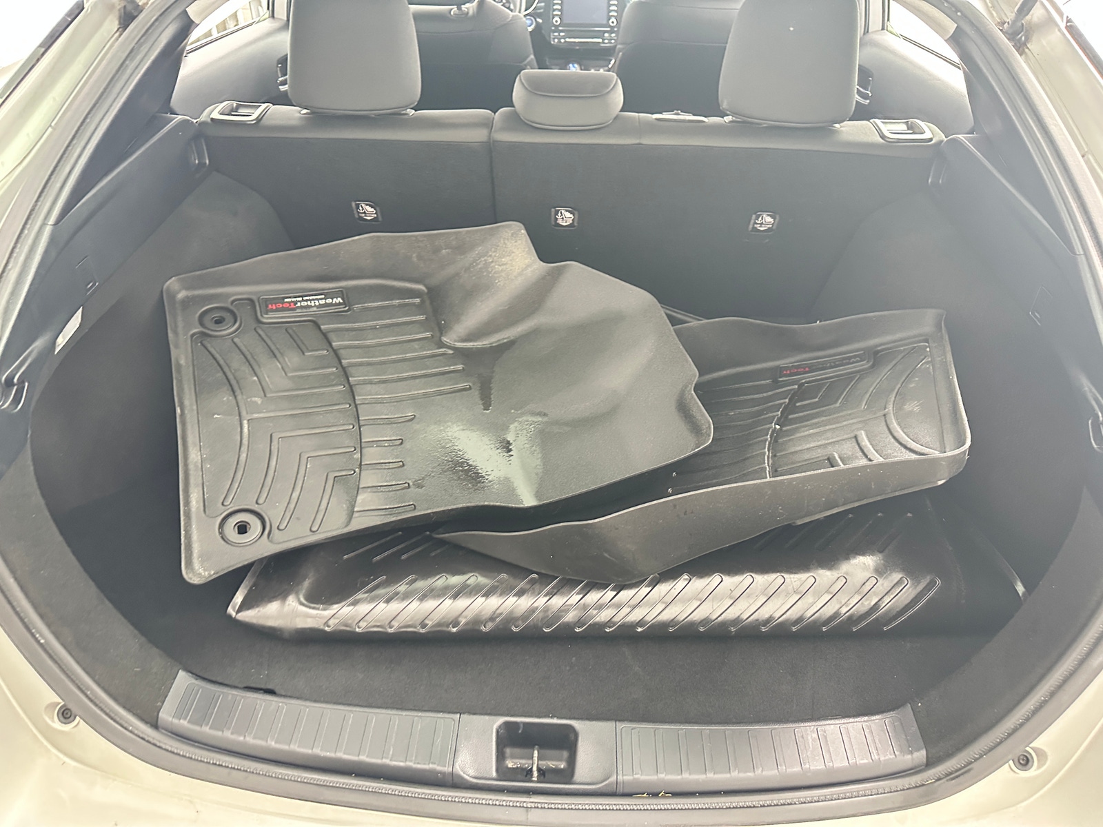 Thumbnail: 2020 Toyota Prius - 7