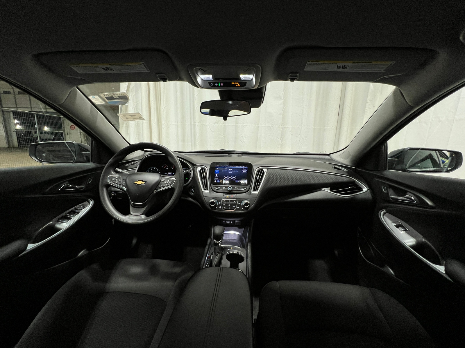 Thumbnail: 2024 Chevrolet Malibu - 3