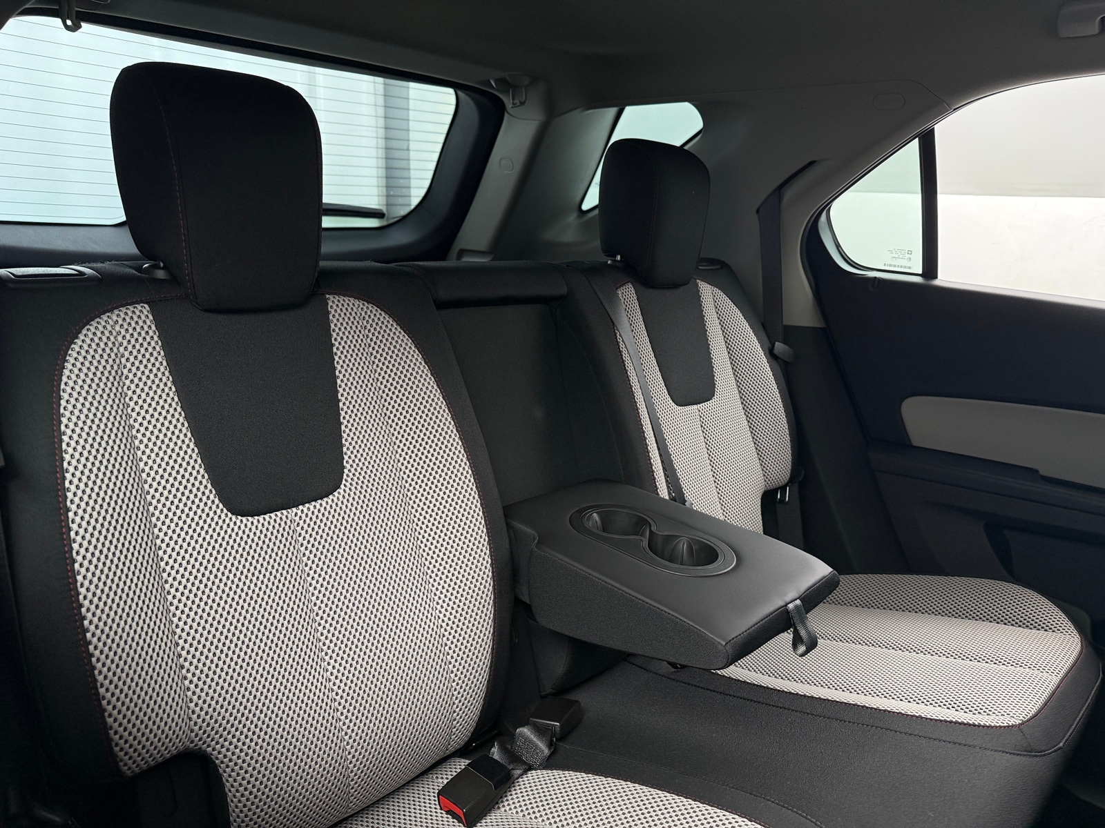 Thumbnail: 2016 Chevrolet Equinox - 6