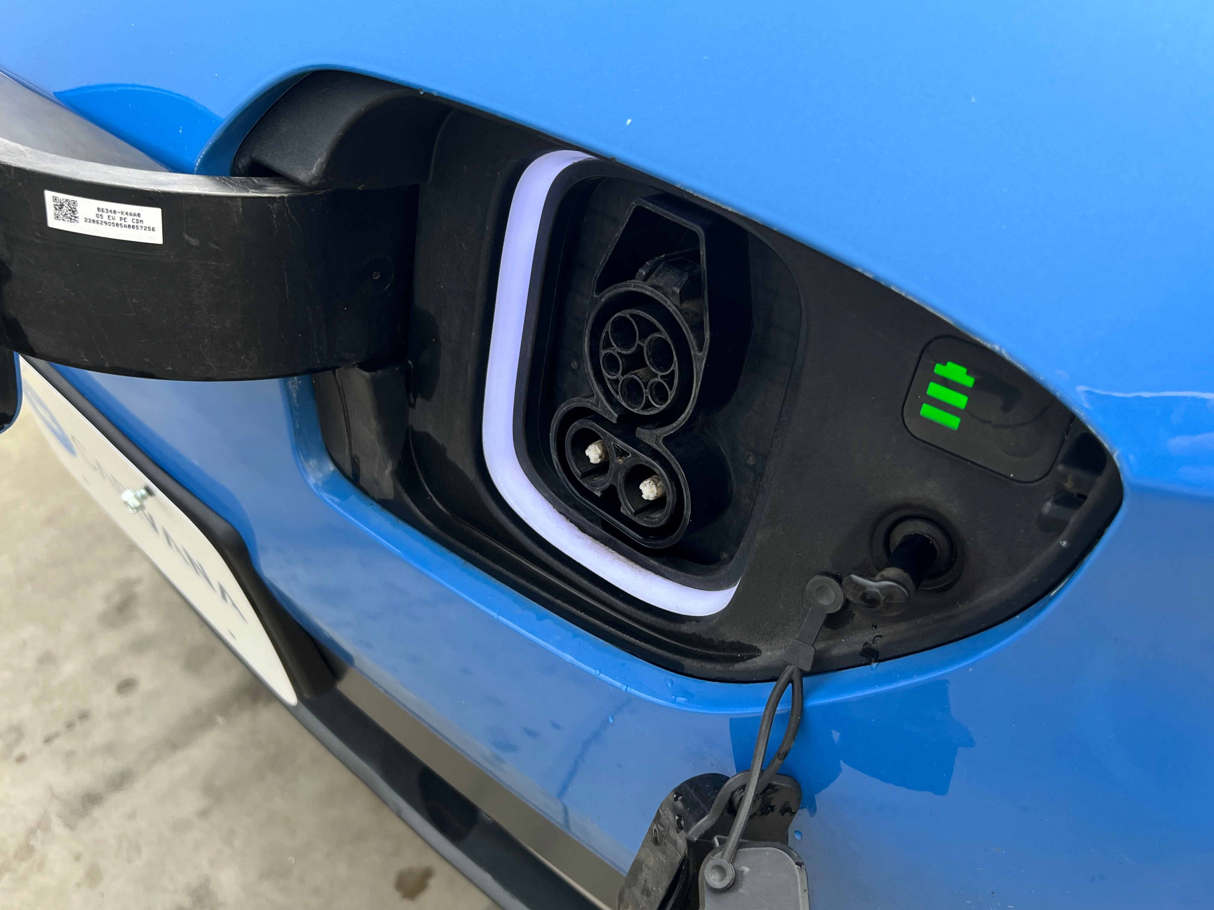 Used 2023 Hyundai Kona EV SE with VIN KM8K23AG8PU160013 for sale in Oak Creek, WI