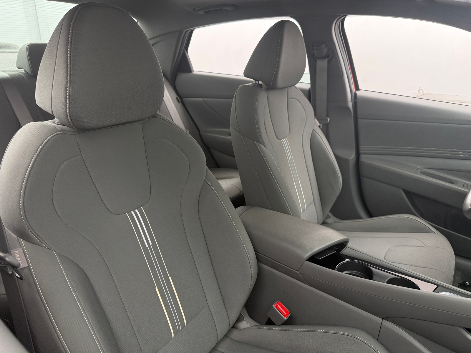 Thumbnail: 2025 Hyundai Elantra - 2