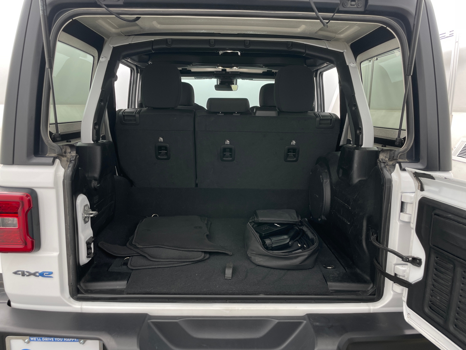 Thumbnail: 2023 Jeep Wrangler - 7