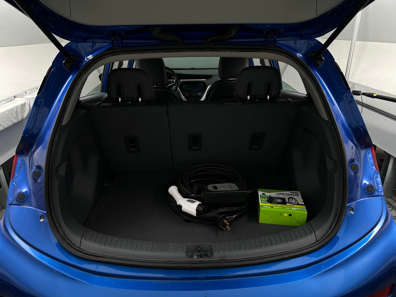 Thumbnail: 2020 Chevrolet Bolt EV - 6