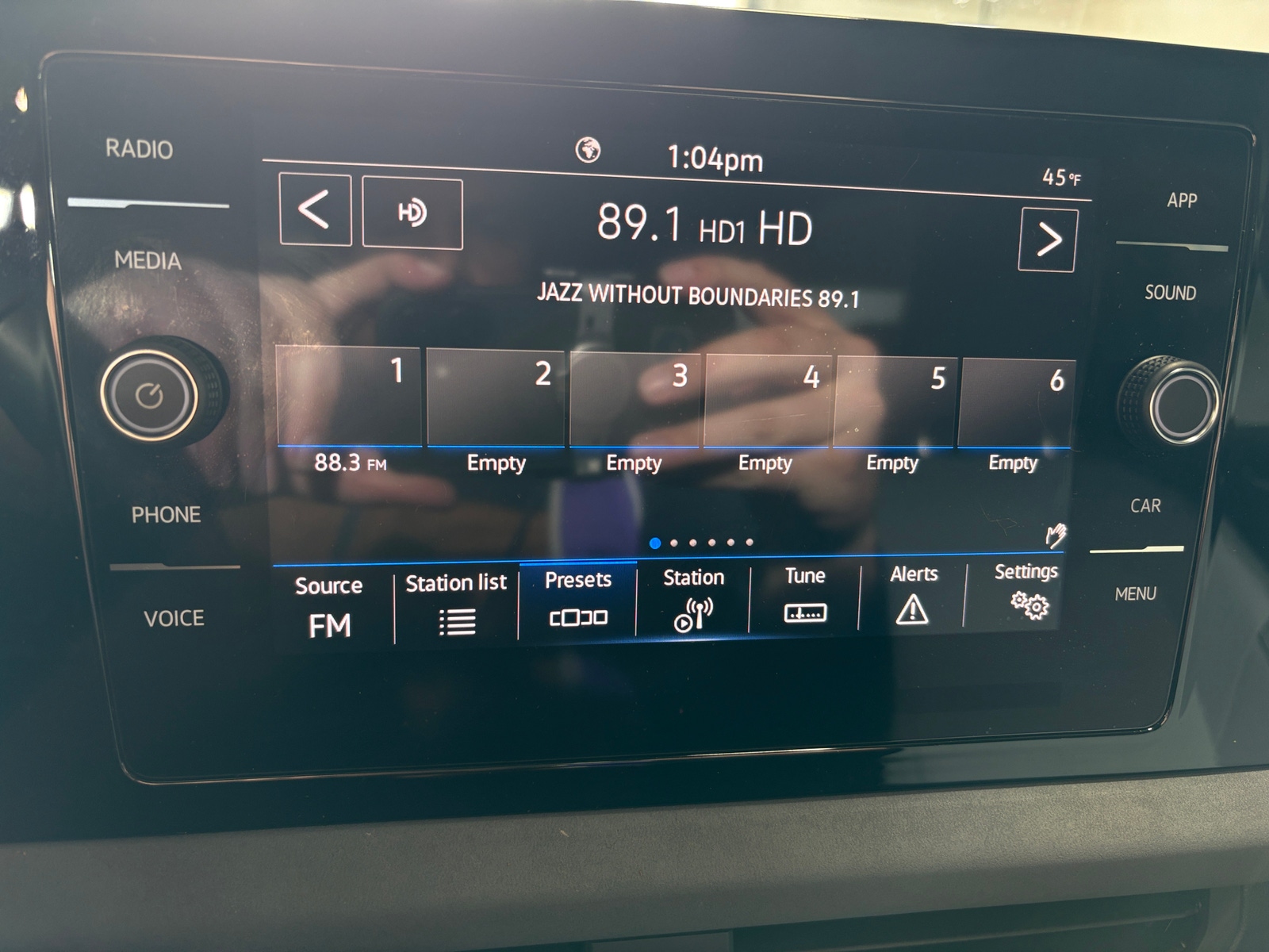 Thumbnail: 2025 Volkswagen Jetta - 3