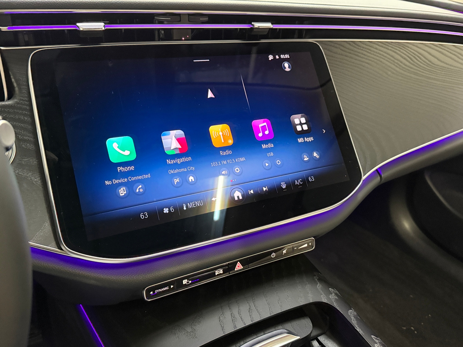 Thumbnail: 2024 Mercedes-Benz E-Class - 3