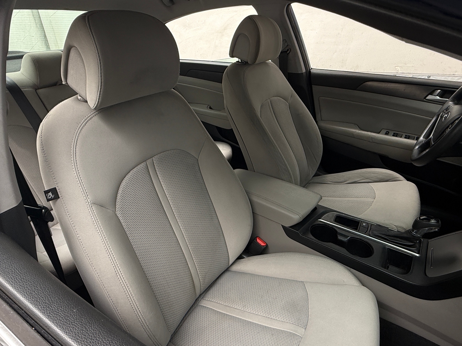 Thumbnail: 2016 Hyundai Sonata - 2