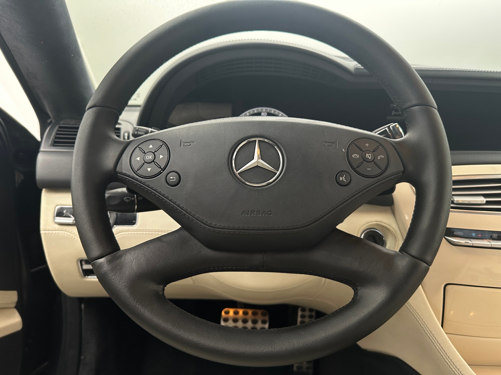 Thumbnail: 2011 Mercedes-Benz CL-Class - 3