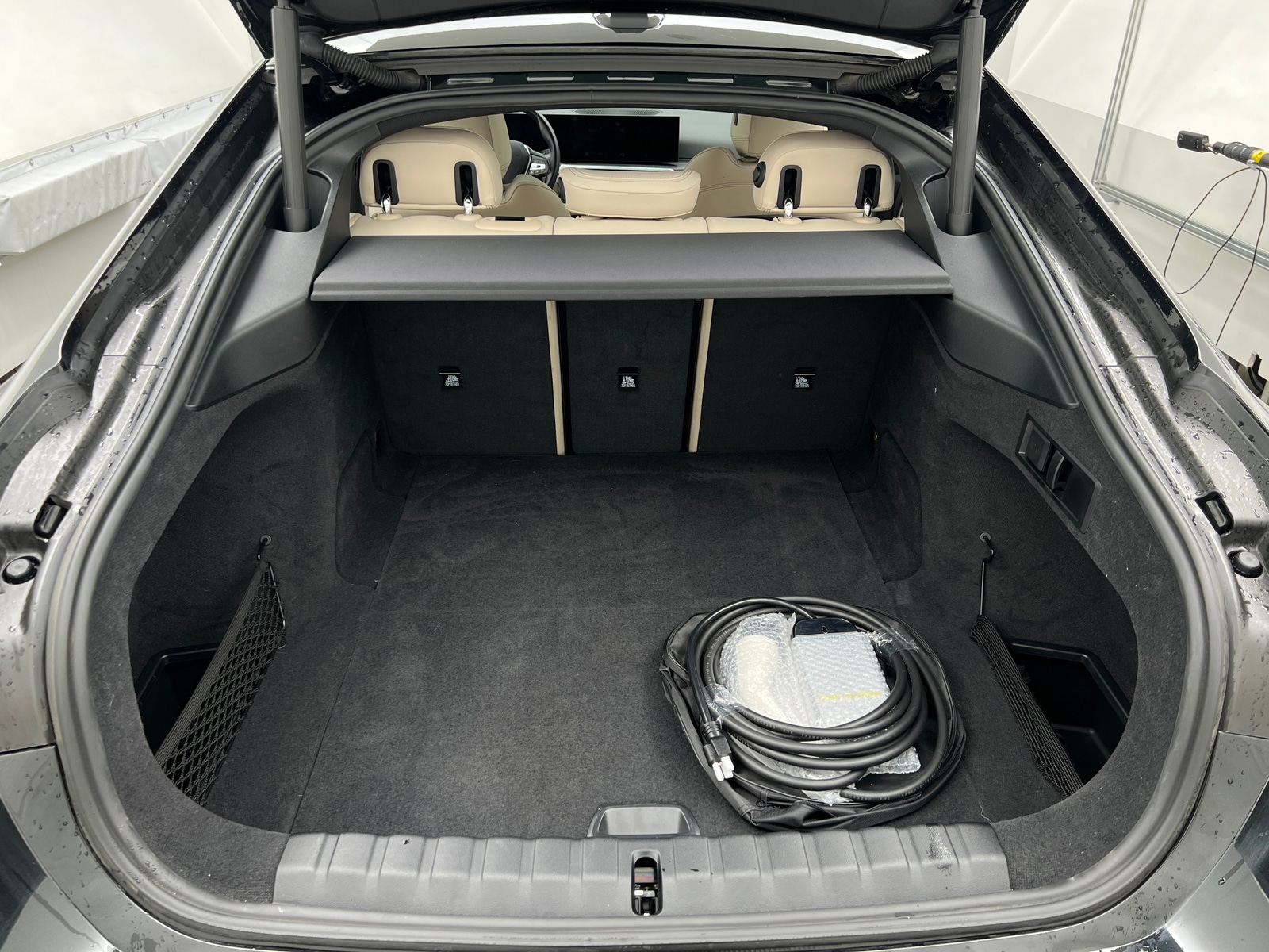 Thumbnail: 2023 BMW i4 - 6