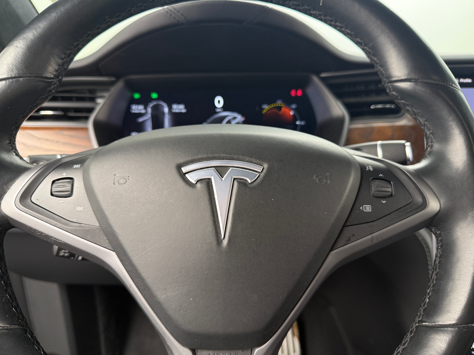 Thumbnail: 2020 Tesla Model X - 4