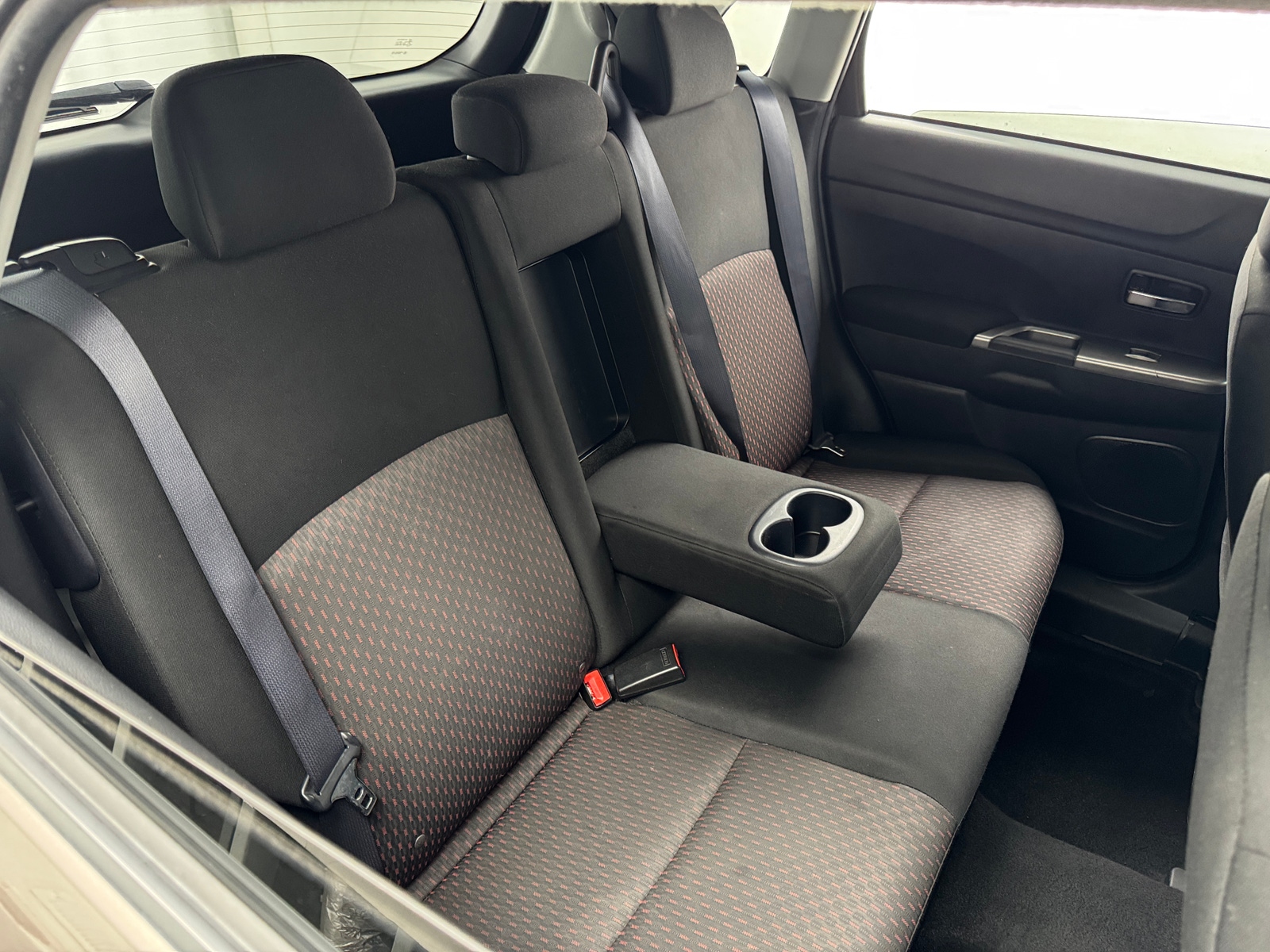 Thumbnail: 2019 Mitsubishi Outlander Sport - 6