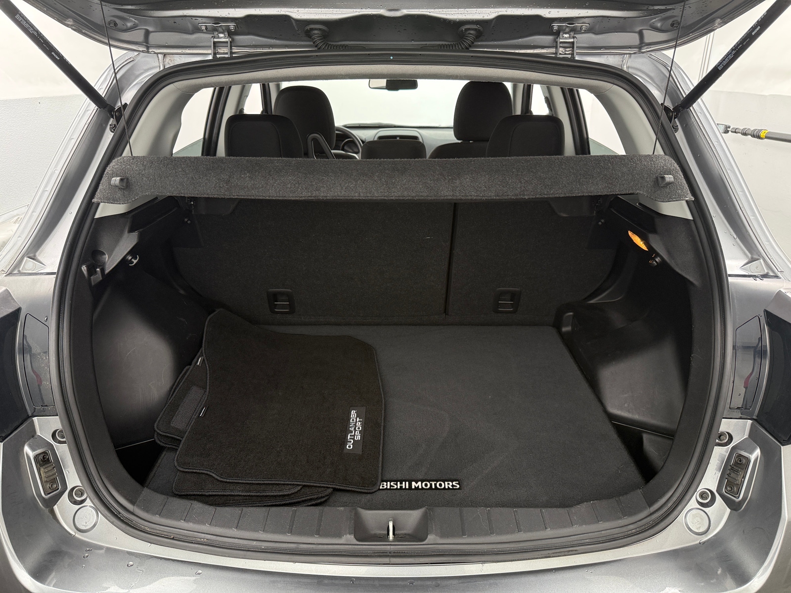 Thumbnail: 2022 Mitsubishi Outlander Sport - 7