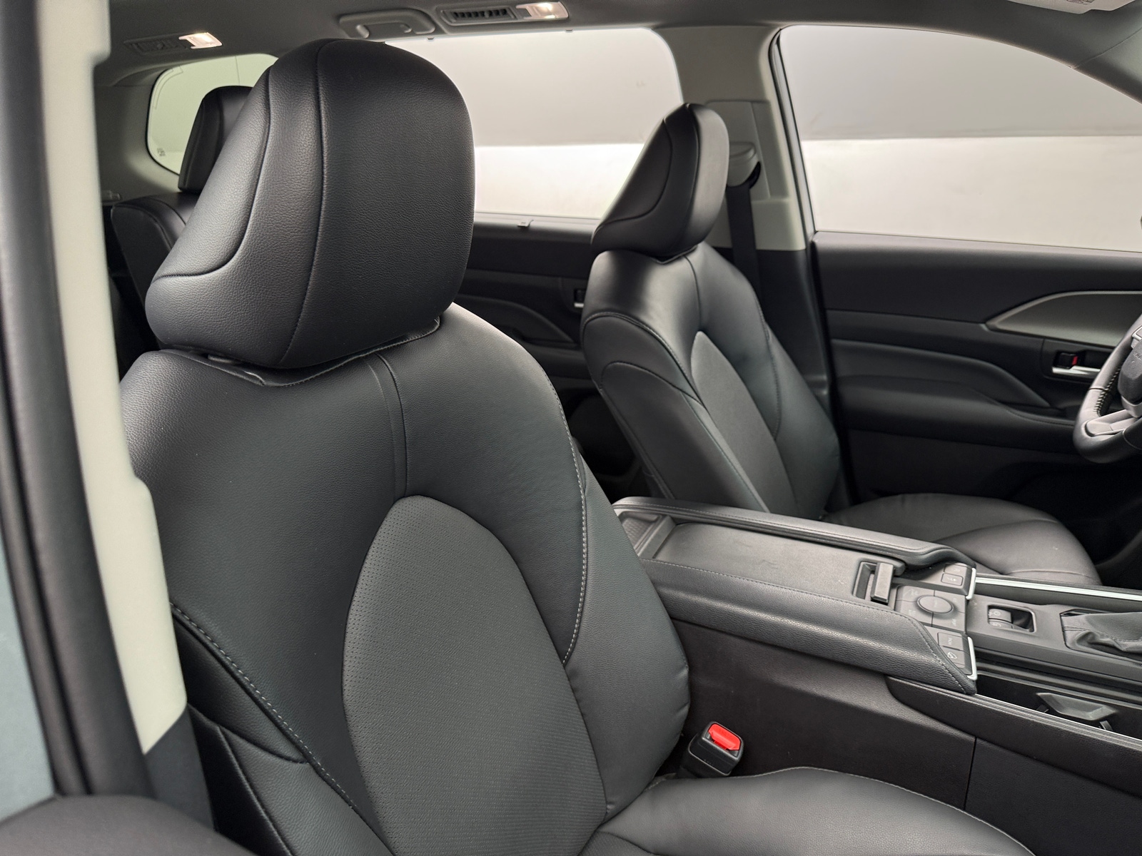 Thumbnail: 2025 Toyota Grand Highlander - 2