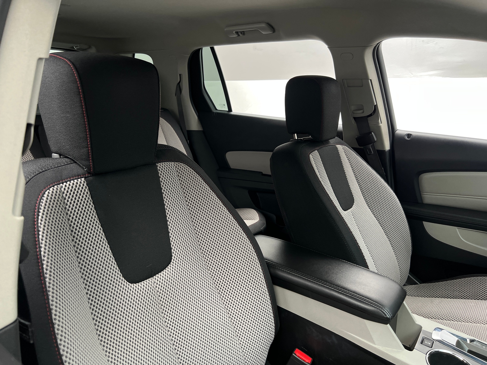 Thumbnail: 2016 GMC Terrain - 2