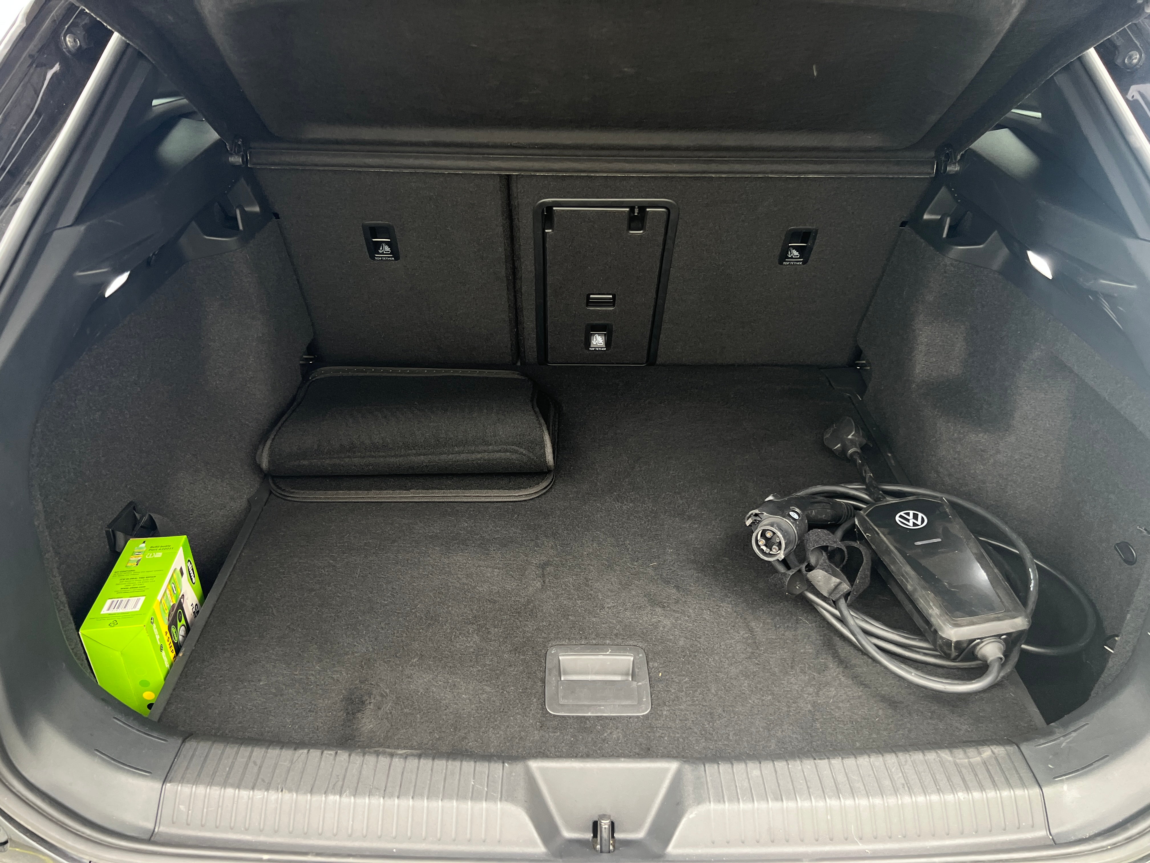 Used 2021 Volkswagen ID.4 PRO S with VIN WVGKMPE27MP061127 for sale in Oak Creek, WI