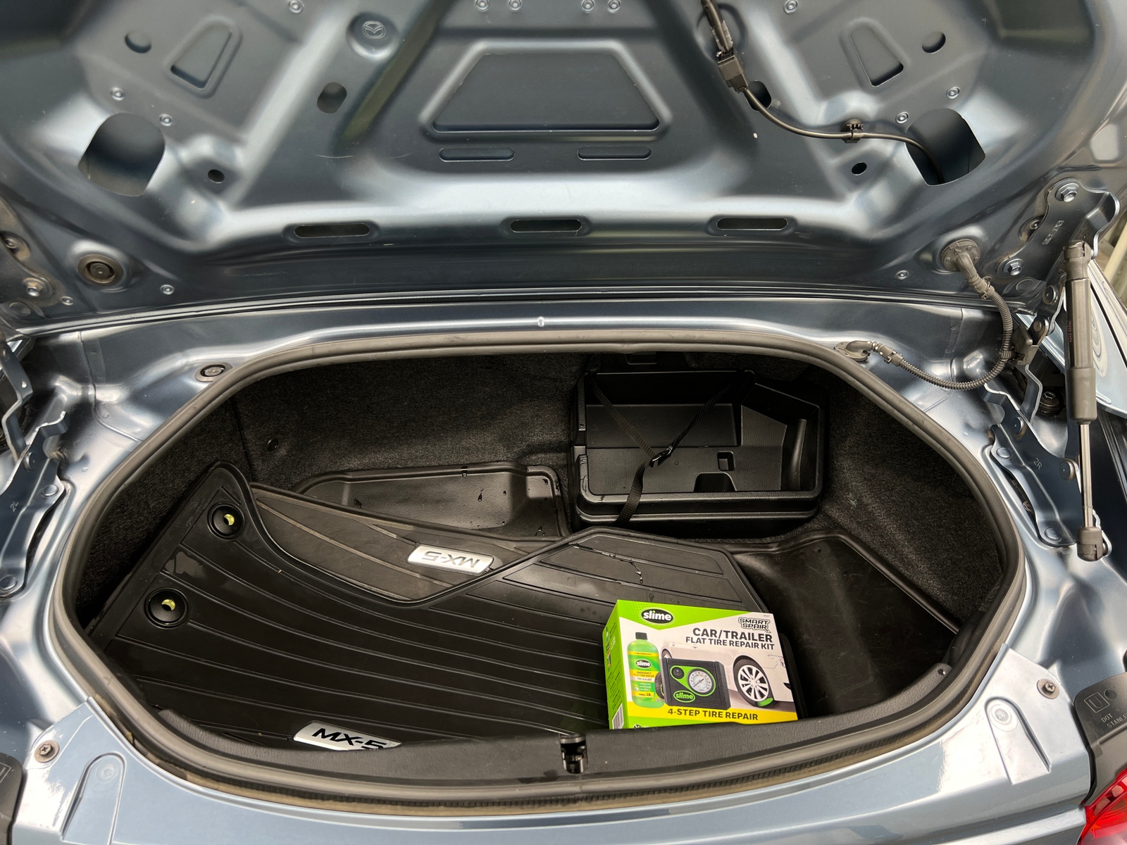 Thumbnail: 2017 Mazda MX-5 Miata - 5