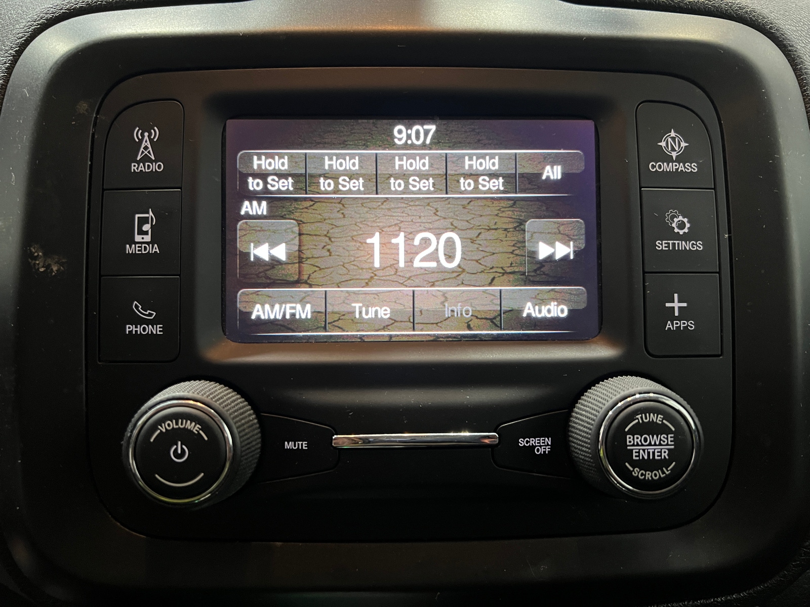 Thumbnail: 2018 Jeep Renegade - 4