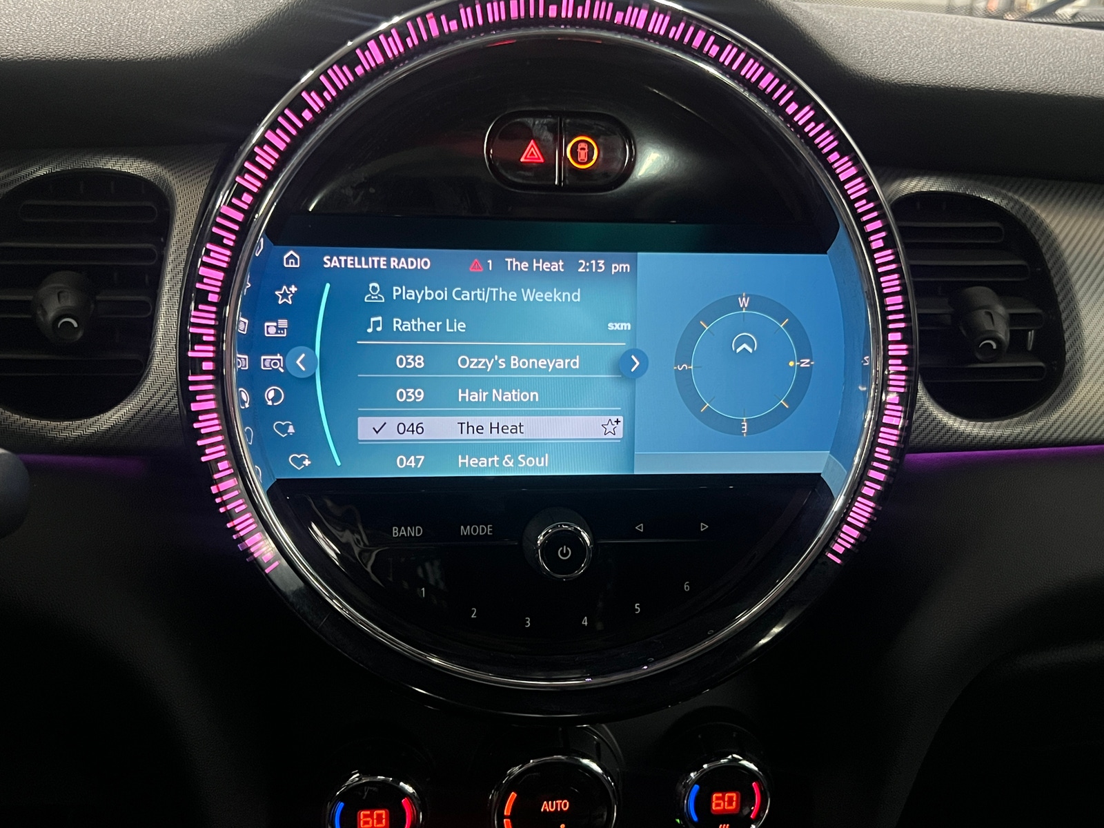 Thumbnail: 2022 MINI Cooper Hardtop - 3