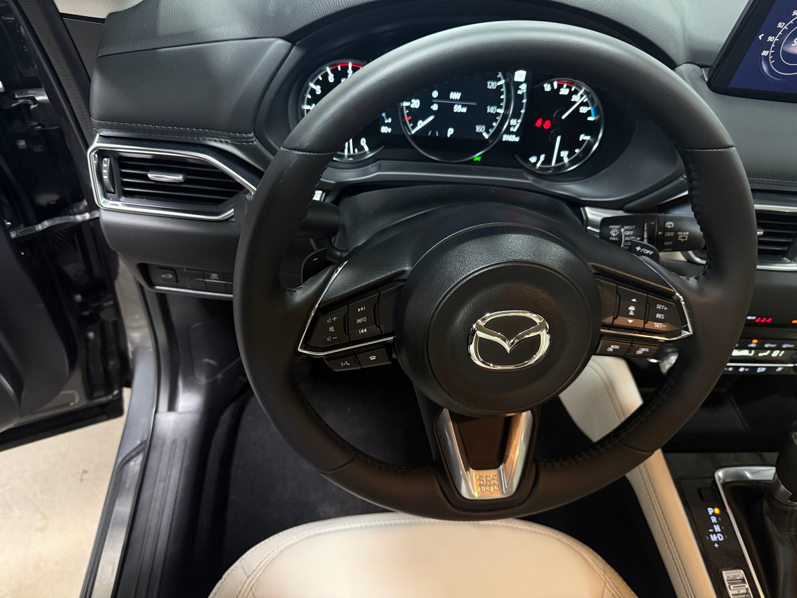 Thumbnail: 2023 Mazda CX-5 - 4