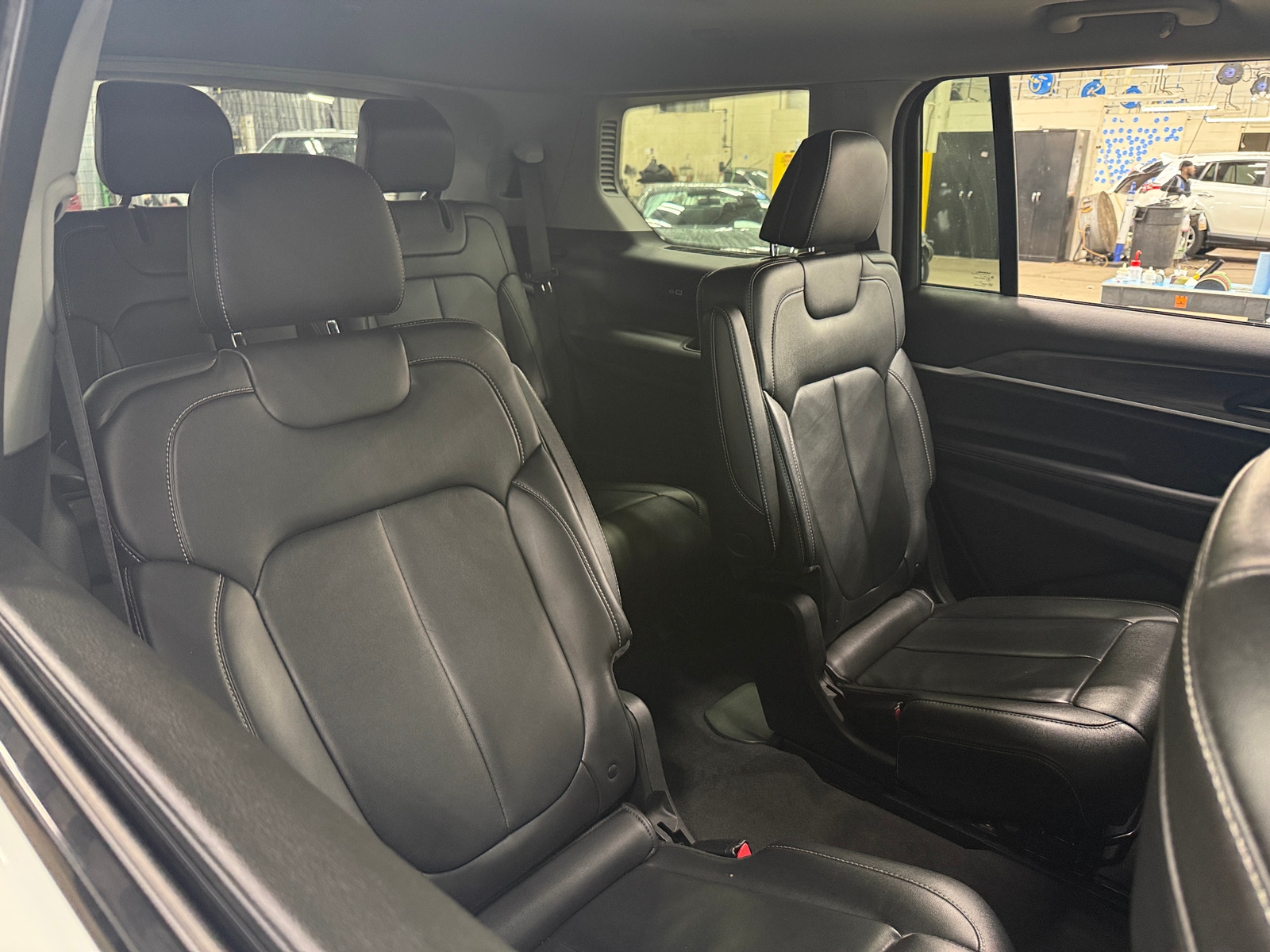 Thumbnail: 2022 Jeep Grand Cherokee L - 5