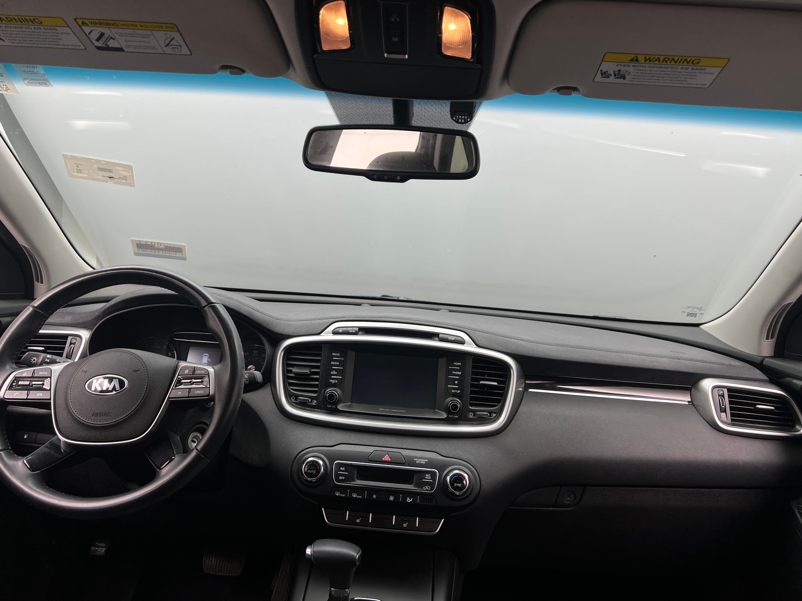 Thumbnail: 2019 Kia Sorento - 2