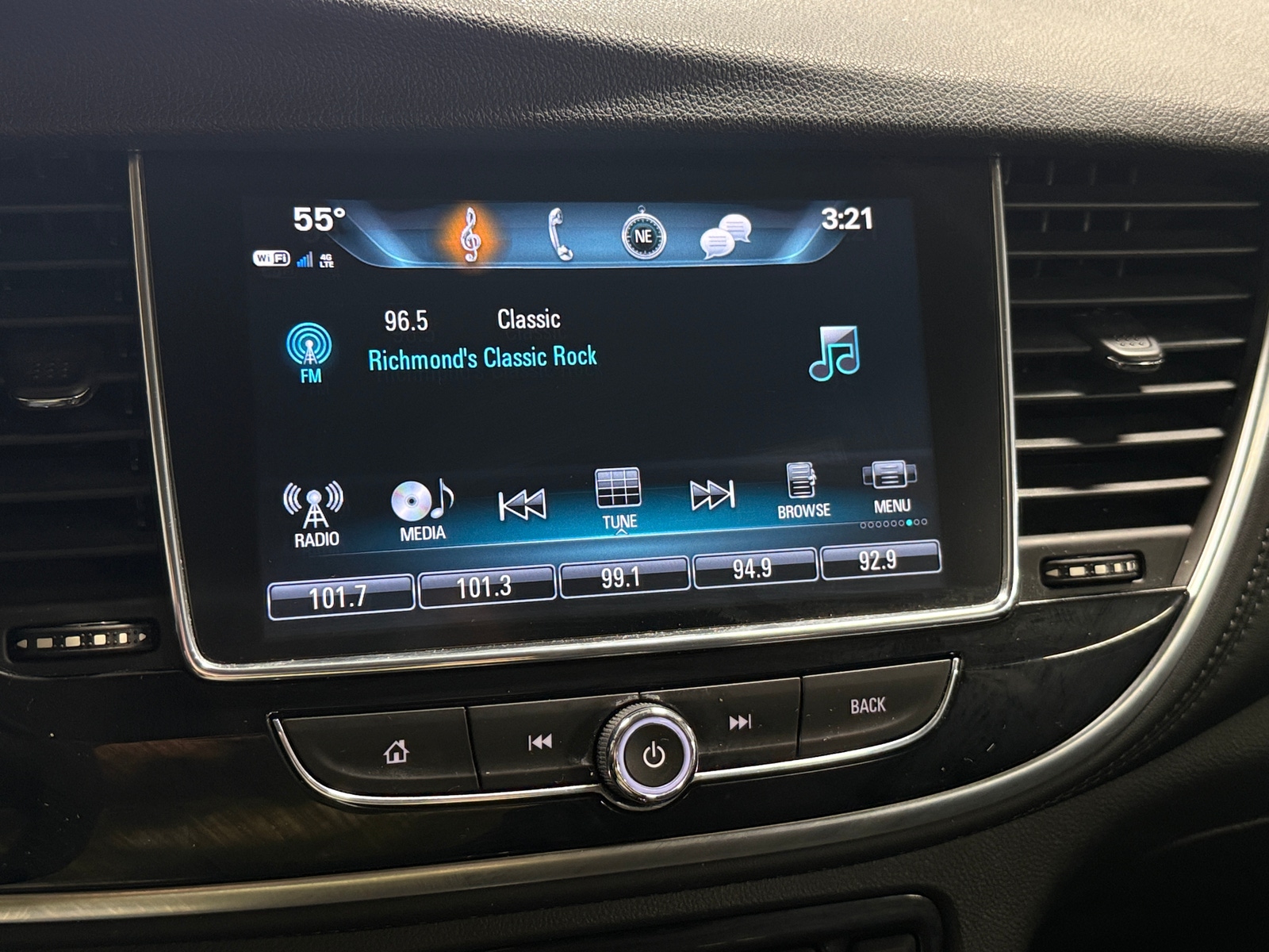 Thumbnail: 2017 Buick Encore - 4