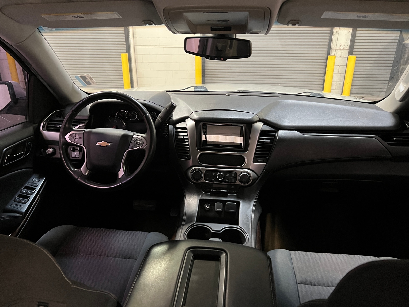 Thumbnail: 2015 Chevrolet Suburban - 3