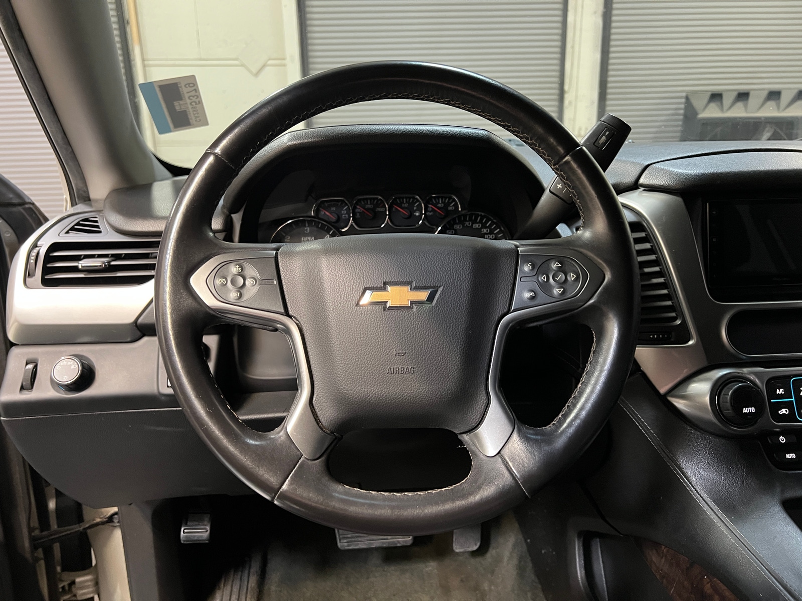 Thumbnail: 2015 Chevrolet Suburban - 5