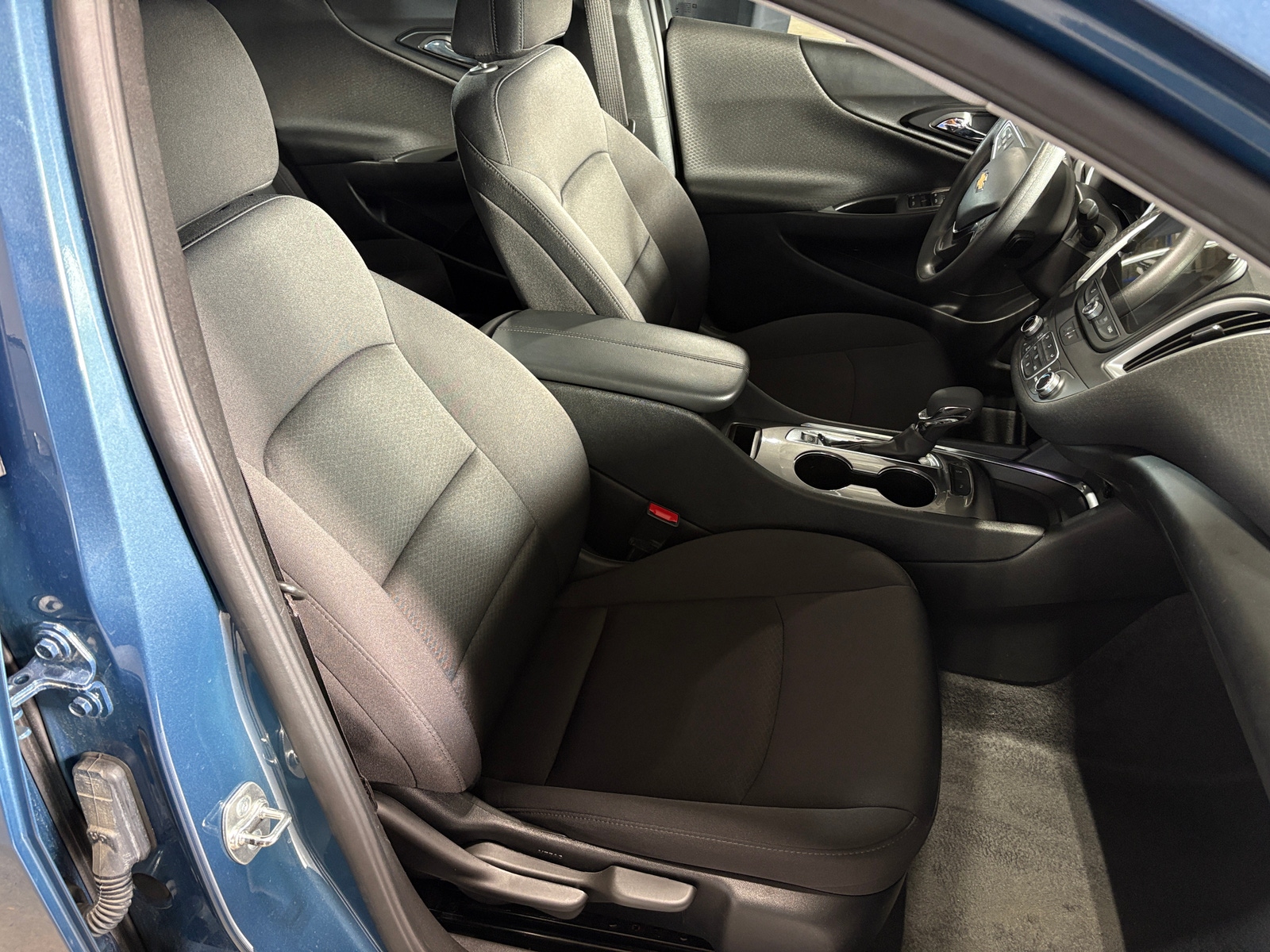 Thumbnail: 2024 Chevrolet Malibu - 2