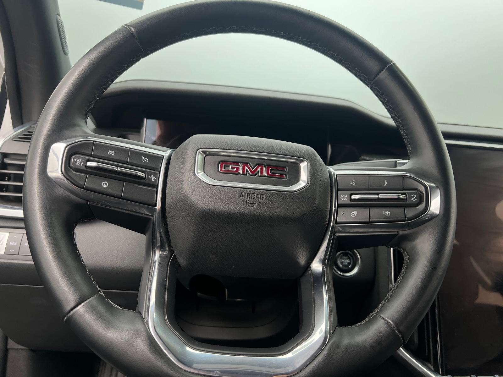 Thumbnail: 2024 GMC Acadia - 4