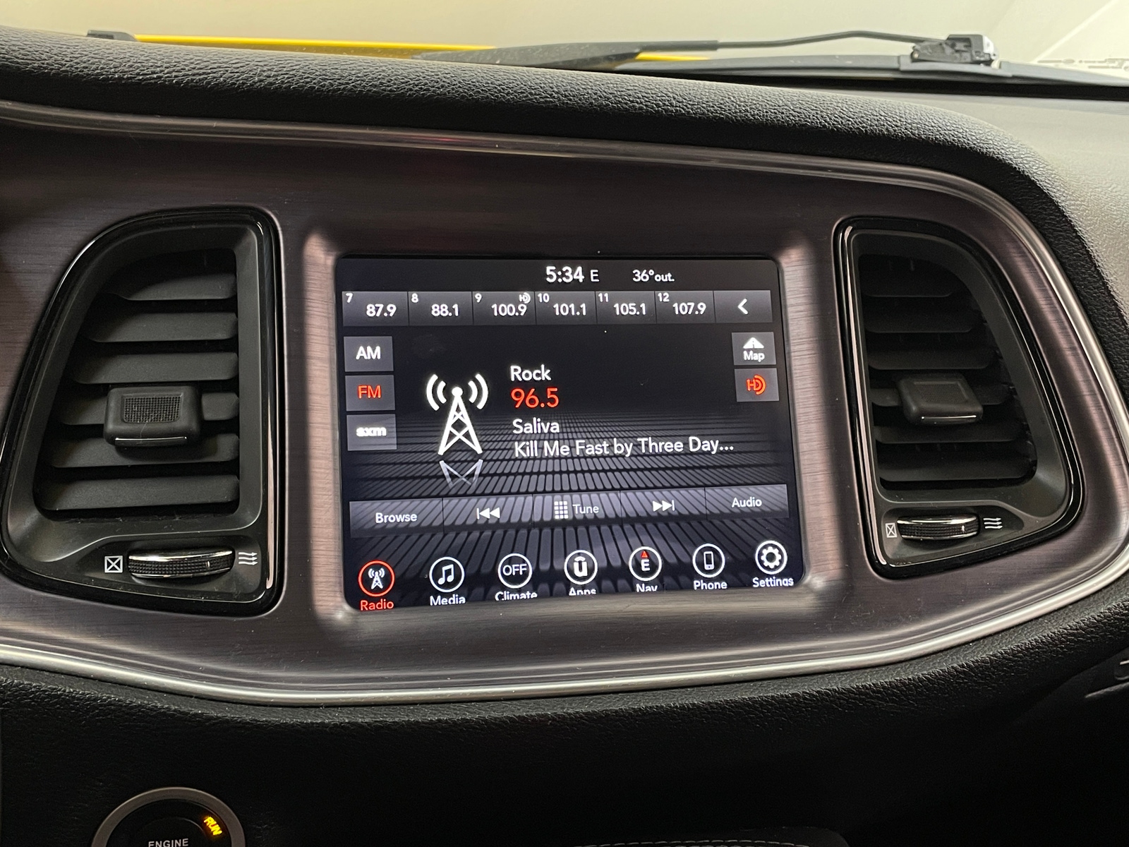 Thumbnail: 2017 Dodge Challenger - 3