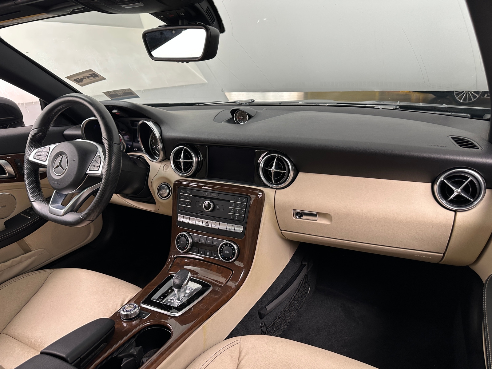 Thumbnail: 2019 Mercedes-Benz SLC - 2