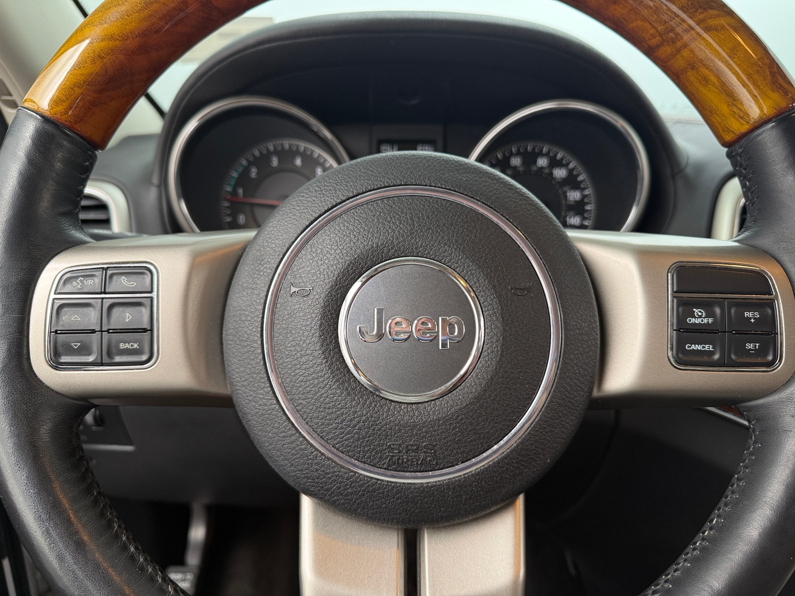 Thumbnail: 2013 Jeep Grand Cherokee - 4