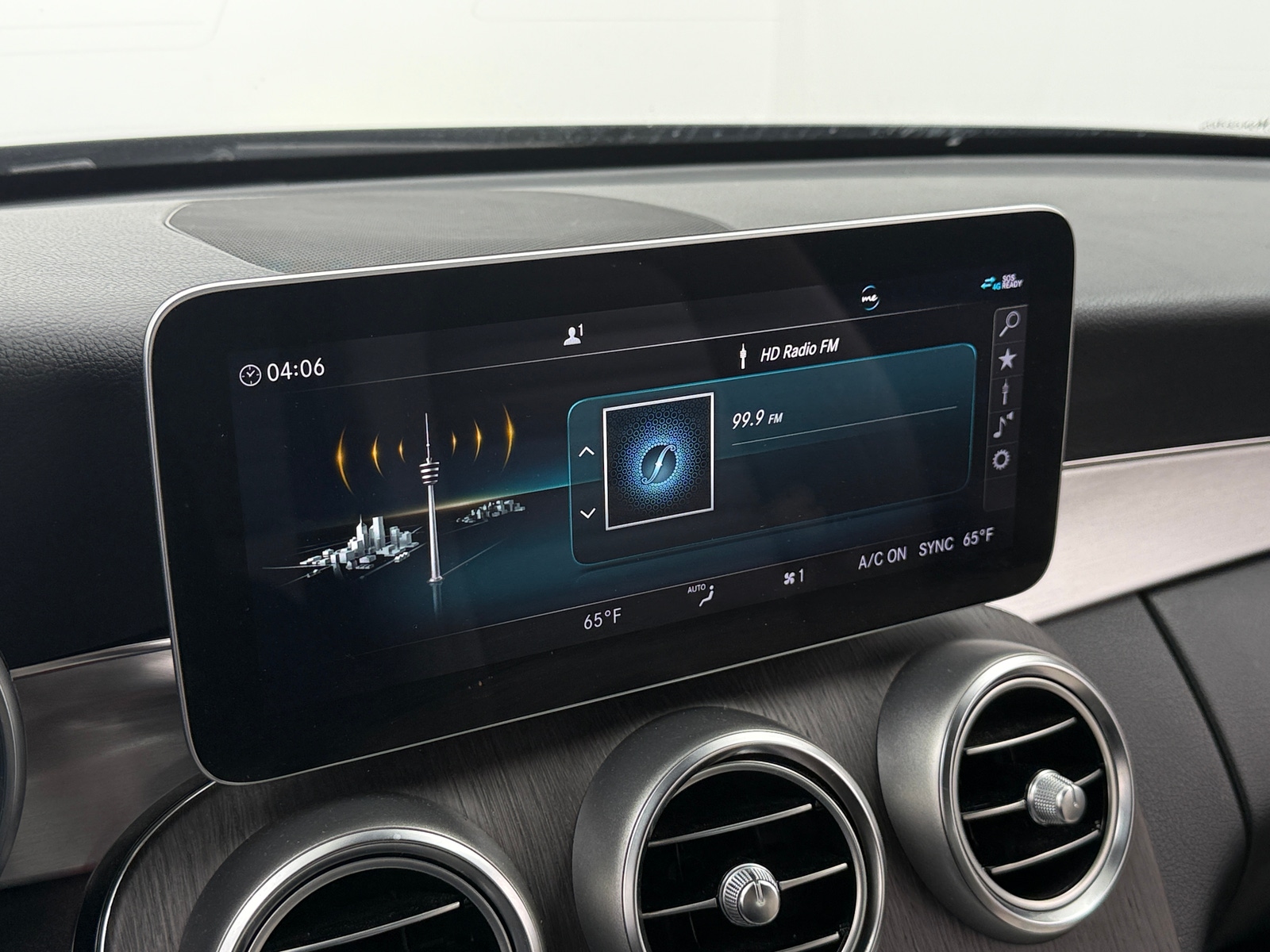 Thumbnail: 2019 Mercedes-Benz C-Class - 3