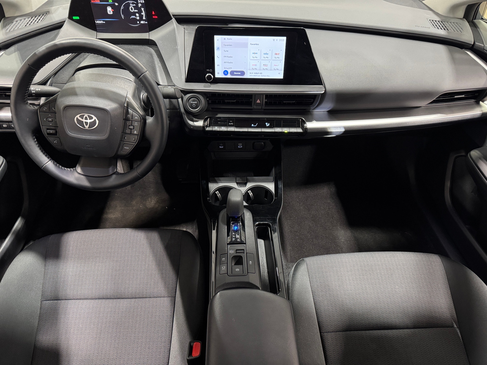 Thumbnail: 2025 Toyota Prius - 3