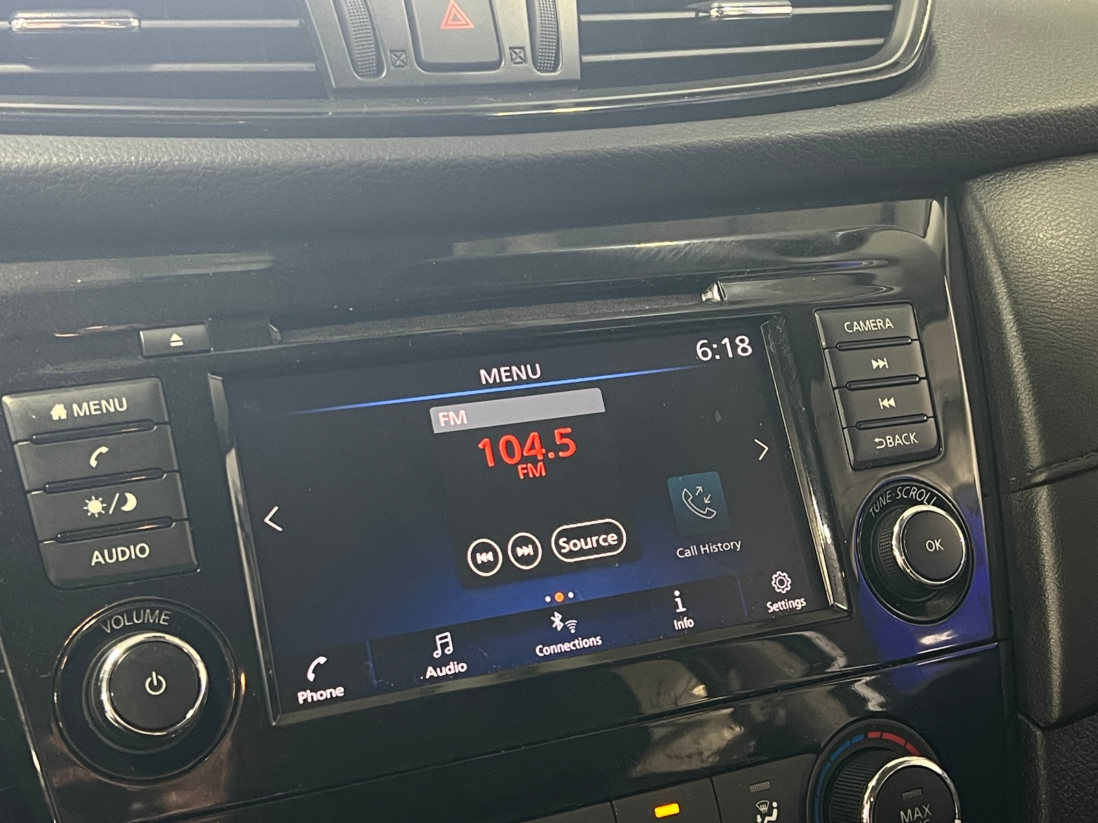 Thumbnail: 2019 Nissan Rogue - 4