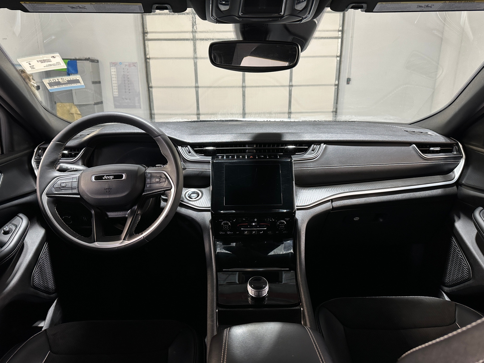 Thumbnail: 2024 Jeep Grand Cherokee L - 2